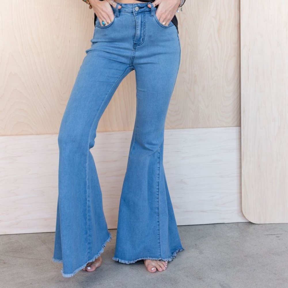 THREE BIRDS NEST PRESLEY SUPER FLARE STRETCHY - L